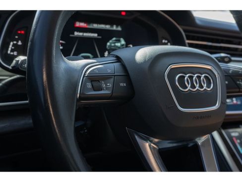 Used 2022 Audi Q8 Premium Plus image 27
