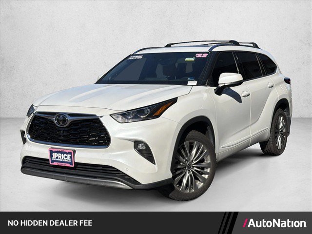 Used 2022 Toyota Highlander Platinum AWD/4WD image 1