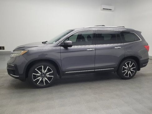 Used 2019 Honda Pilot Touring image 2