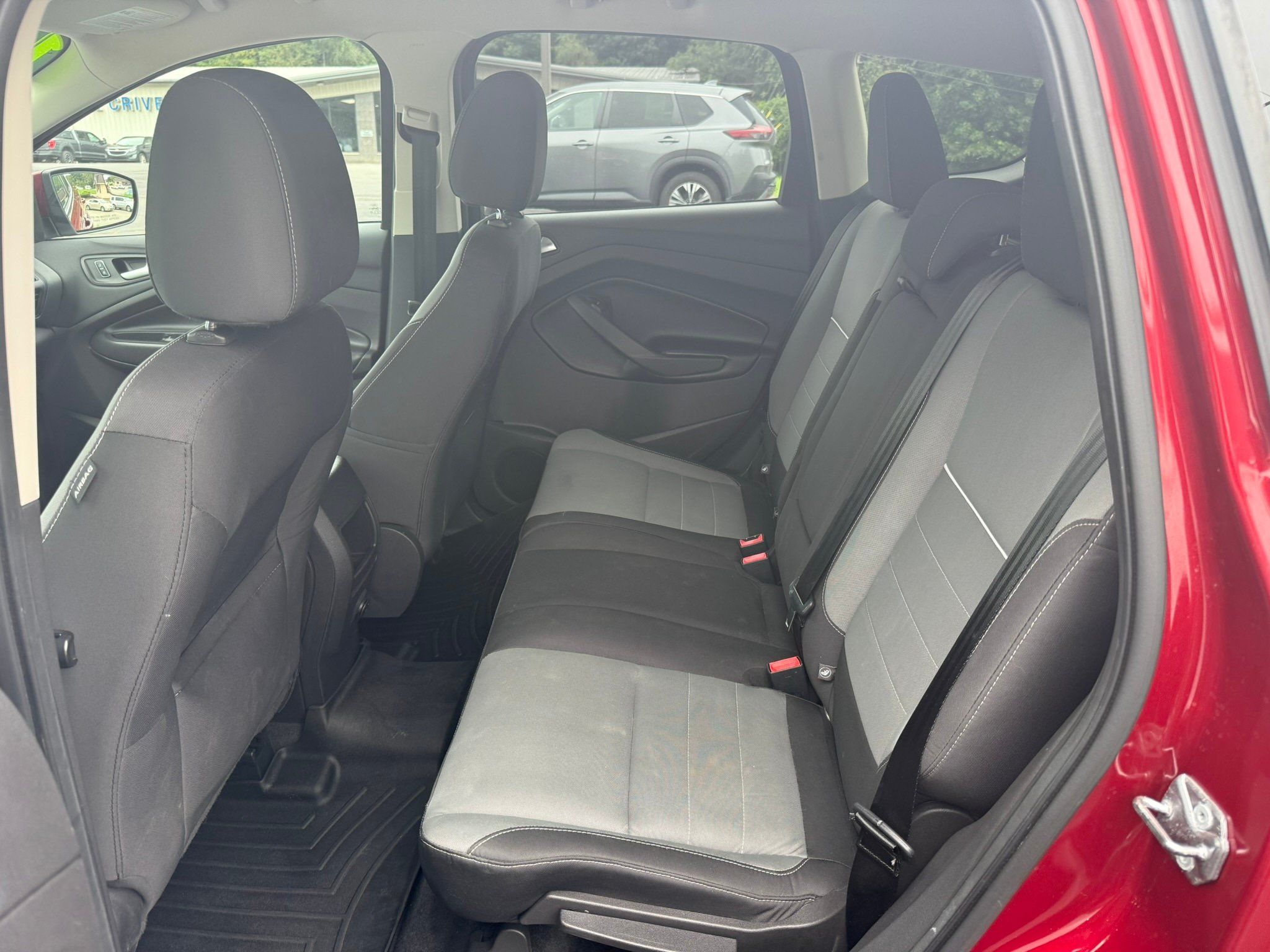 Used 2015 Ford Escape SE AWD/4WD image 8