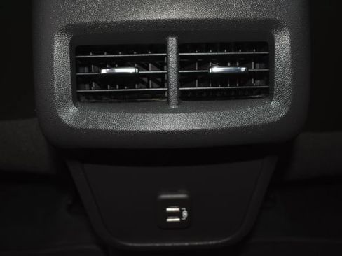 Used 2021 Chevrolet Equinox LT AWD/4WD image 36