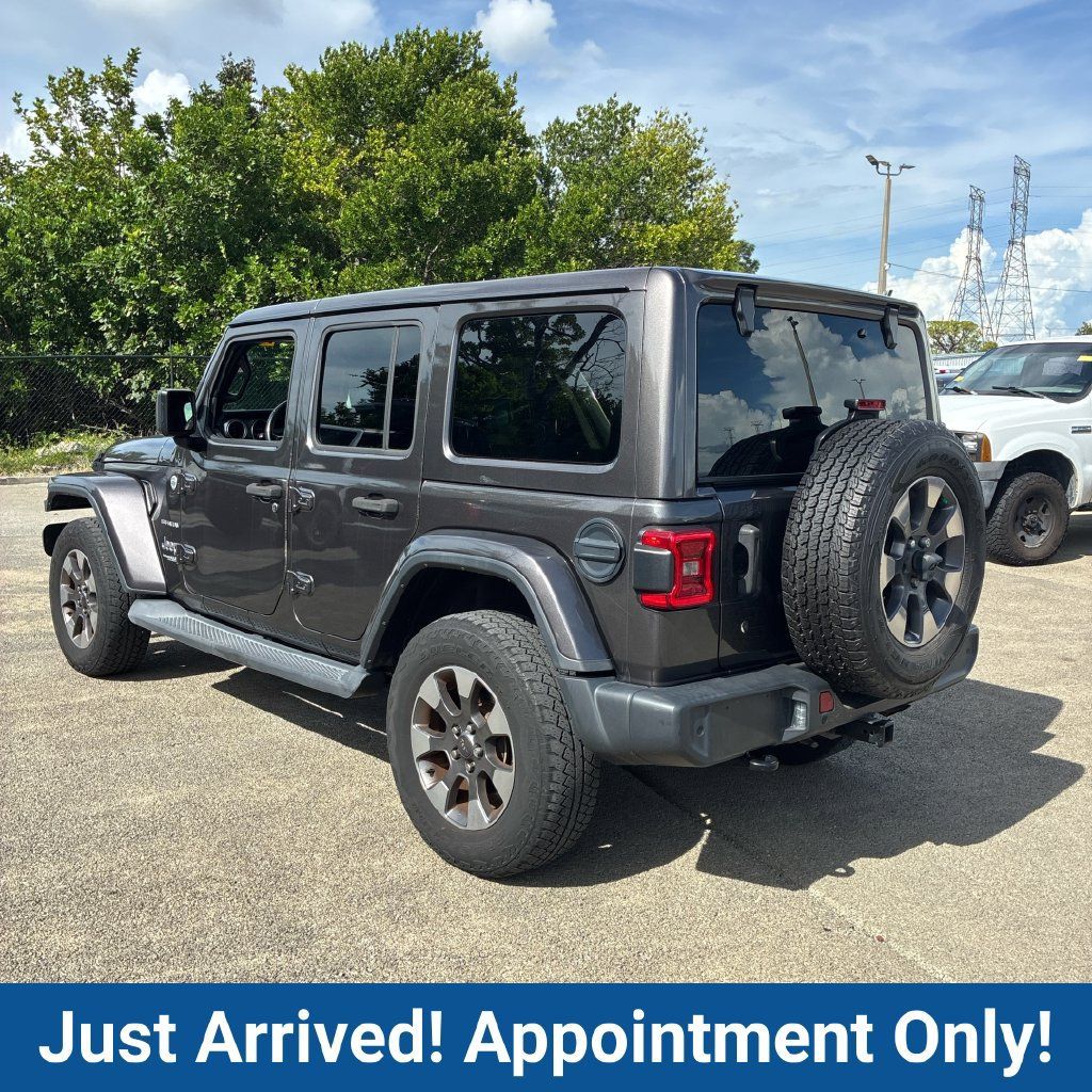 Used 2018 Jeep Wrangler Unlimited Sahara AWD/4WD image 5