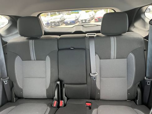 Used 2025 Chevrolet Blazer LT image 39