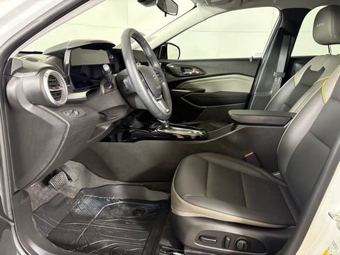 Used 2026 Chevrolet Trax ACTIV w/ Sunroof Package image 20