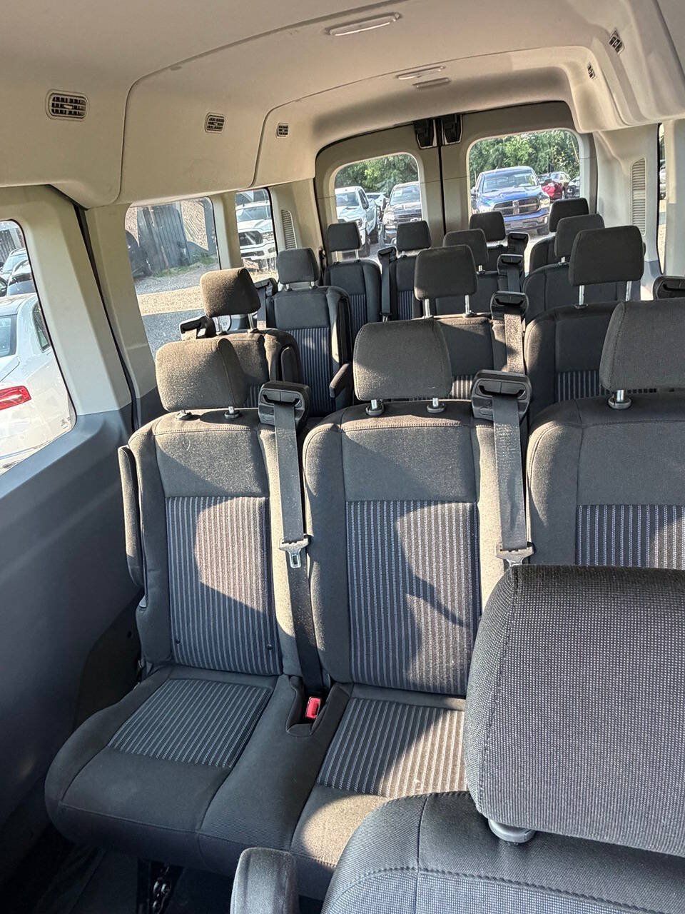 Used 2018 Ford Transit 350 XLT RWD image 15