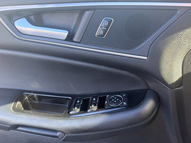 Used 2020 Ford Edge SEL w/ Convenience Package AWD/4WD image 10