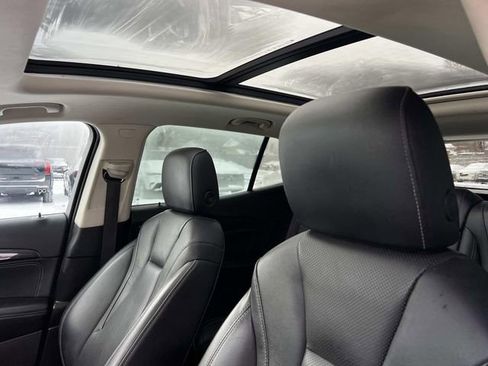 Used 2022 Buick Envision Essence w/ Technology Package I image 22