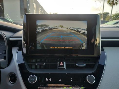 Used 2024 Toyota Corolla SE image 21