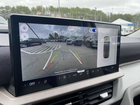 New 2026 Ford Explorer Active w/ Active Comfort Package RWD image 14