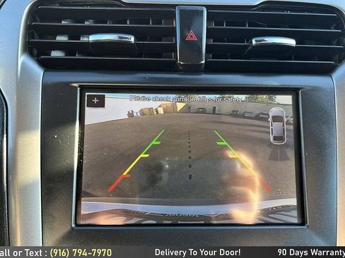 Used 2019 Ford Fusion SE AWD/4WD image 22