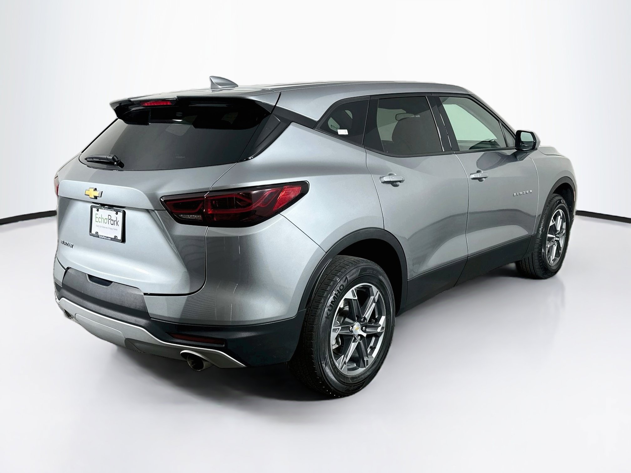 Used 2025 Chevrolet Blazer LT FWD image 9