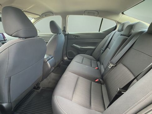 Certified 2025 Nissan Altima 2.5 S FWD image 10