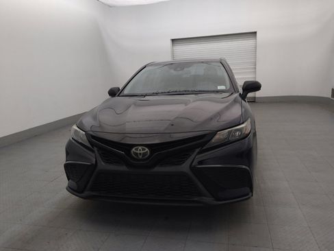Used 2021 Toyota Camry SE FWD image 15