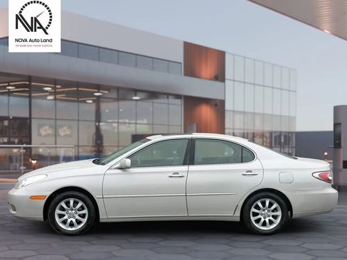 Used 2004 Lexus ES 330 FWD image 5