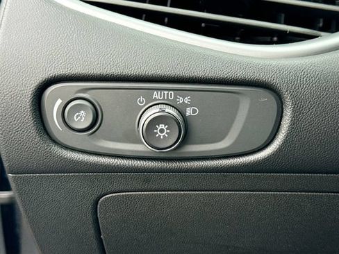 Used 2024 Chevrolet Malibu LT FWD image 14