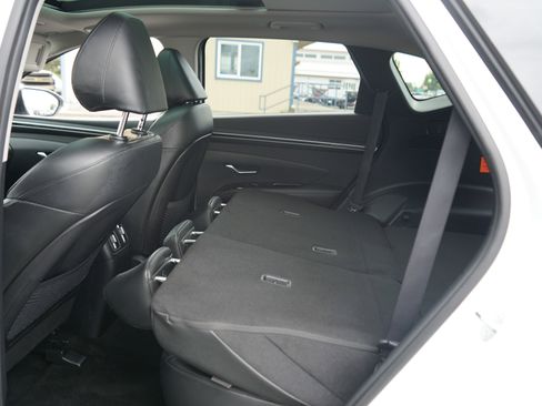 Used 2024 Hyundai Tucson Limited image 28