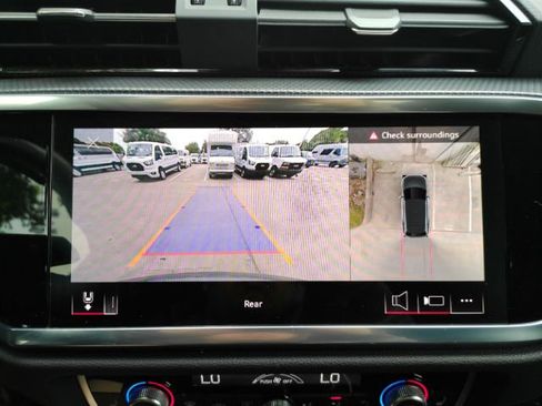 Used 2023 Audi Q3 2.0T Premium Plus w/ Premium Plus Package AWD/4WD image 8