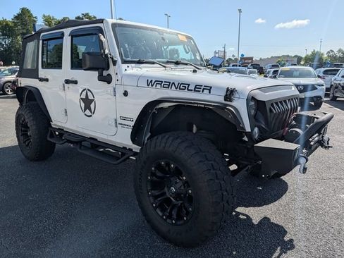 Used 2017 Jeep Wrangler Unlimited Sport AWD/4WD image 36