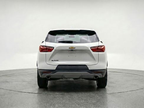 Used 2025 Chevrolet Blazer LT FWD image 7