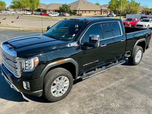 Used 2022 GMC Sierra 3500 Denali w/ Denali Ultimate Package AWD/4WD image 5