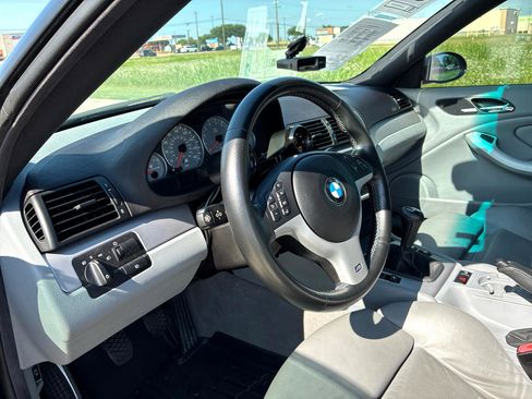 Used 2004 BMW M3 Coupe image 21