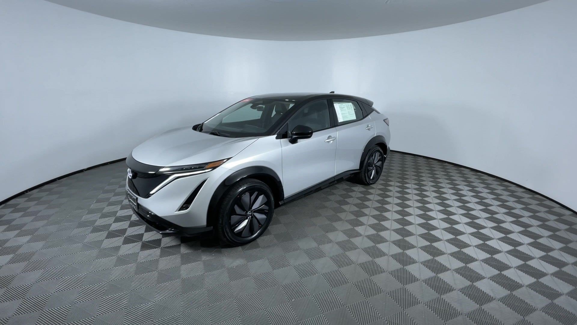 Certified 2024 Nissan Ariya AWD image 4