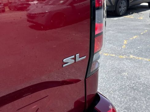 Used 2025 Nissan Frontier SL RWD image 22