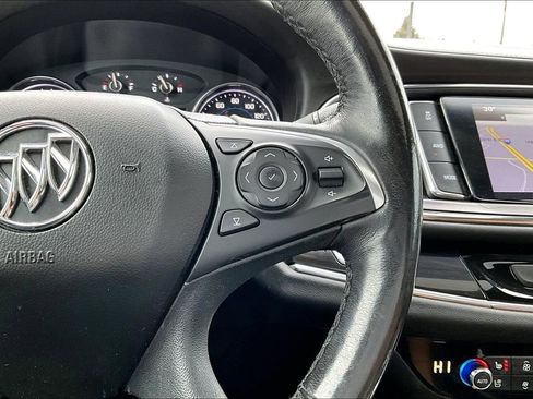 Used 2019 Buick Enclave Premium image 12