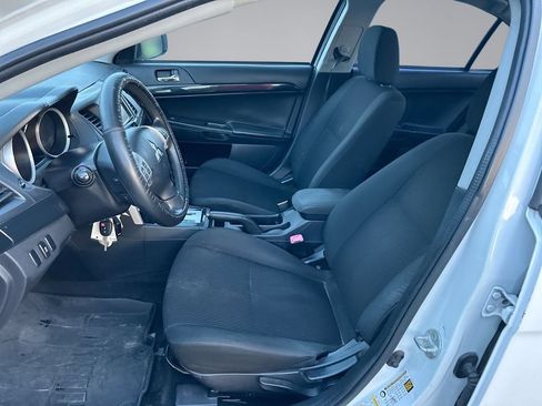 Used 2016 Mitsubishi Lancer ES FWD image 11