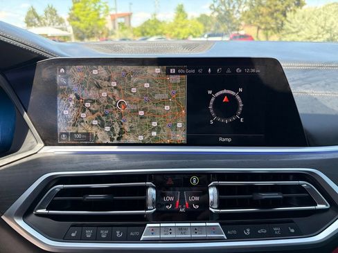 Used 2021 BMW X7 M50i w/ Executive Package AWD/4WD image 14