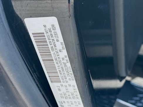 Used 2013 Jeep Wrangler Sport AWD/4WD image 31