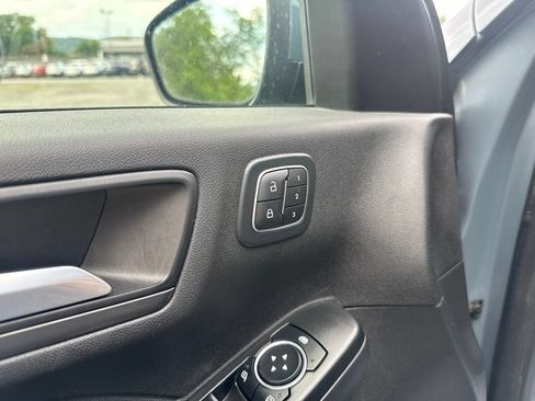 Used 2023 Ford Escape Active w/ Tech Pack #2 AWD/4WD image 12