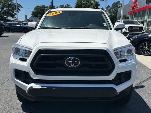 Used 2020 Toyota Tacoma SR AWD/4WD image 8