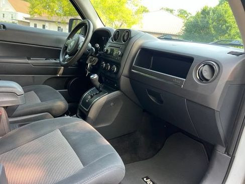 Used 2015 Jeep Patriot Sport w/ Power Value Group FWD image 22
