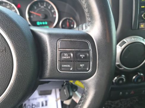 Used 2016 Jeep Wrangler Sahara w/ Connectivity Group image 15