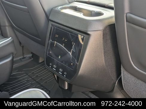 New 2026 GMC Yukon AT4 Ultimate w/ LPO, Floor Liner Package AWD/4WD image 34