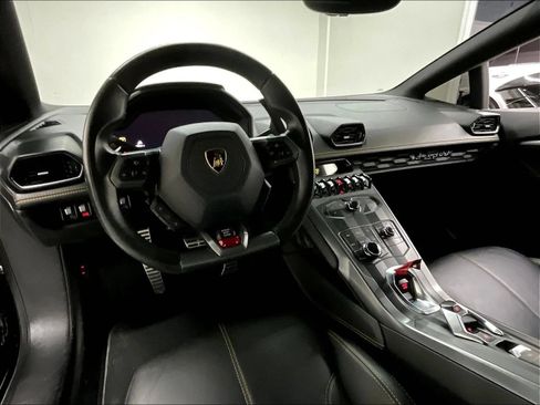 Used 2017 Lamborghini Huracan LP 580-2 RWD image 16