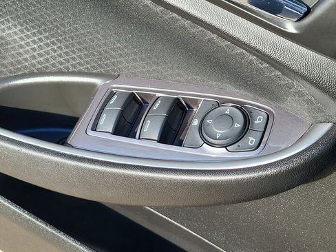 Used 2024 Chevrolet Malibu LT image 25