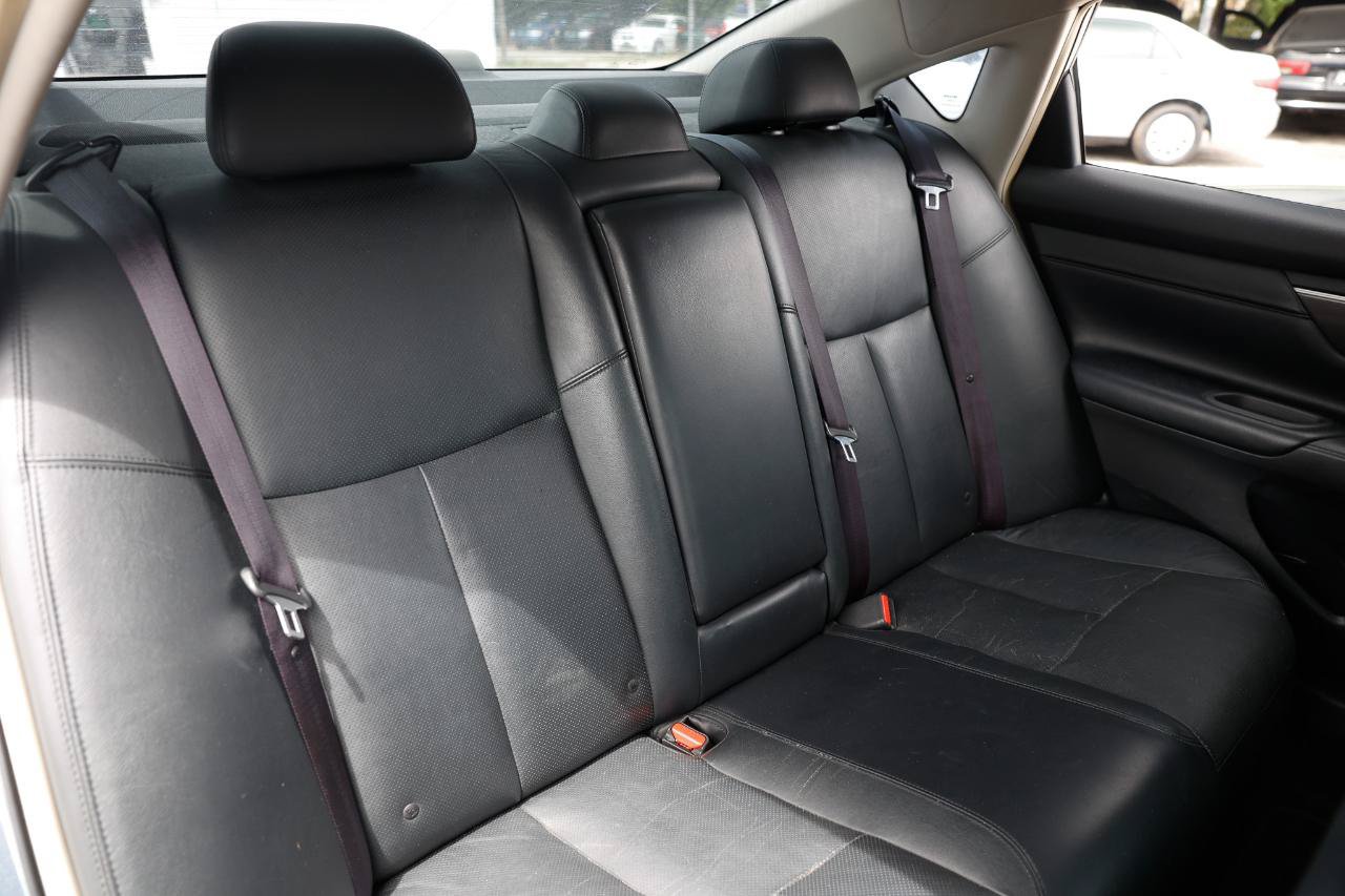 Used 2013 Nissan Altima 2.5 SL FWD image 14
