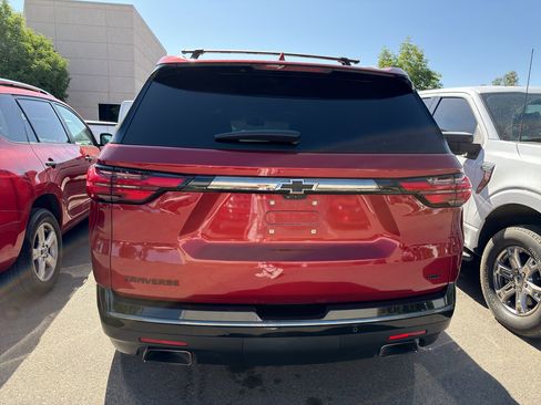 Used 2022 Chevrolet Traverse Premier w/ Redline Edition AWD/4WD image 4