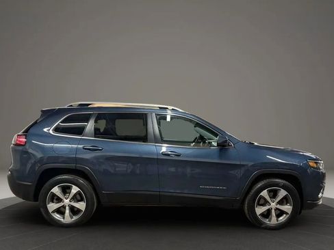 Used 2019 Jeep Cherokee Limited AWD/4WD image 6