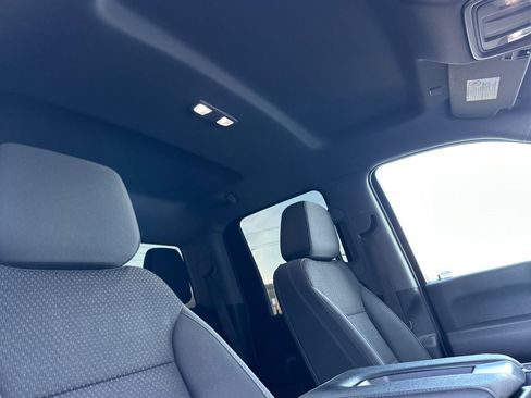 Used 2022 GMC Sierra 3500 Pro w/ Convenience Package image 17