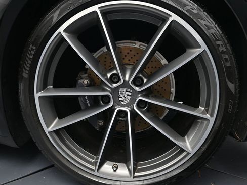 Used 2021 Porsche 911 Carrera image 26