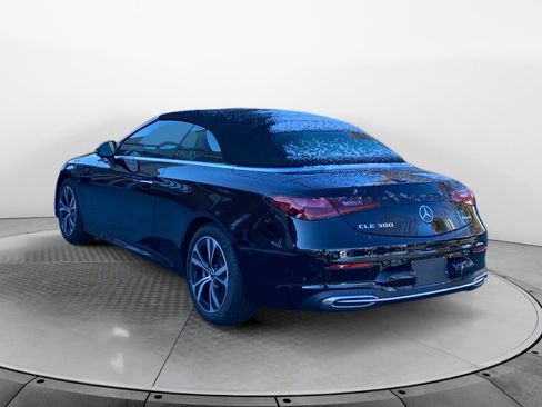 Used 2025 Mercedes-Benz CLE 300 4MATIC Cabriolet image 5