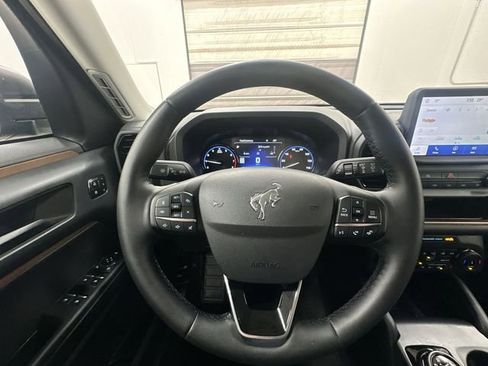 Used 2024 Ford Bronco Sport Outer Banks w/ Tech Package image 12