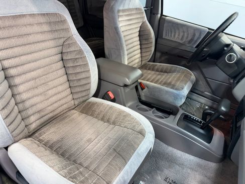 Used 1995 Jeep Grand Cherokee Laredo AWD/4WD image 12