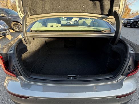 Used 2020 Volvo S60 T5 Momentum image 26