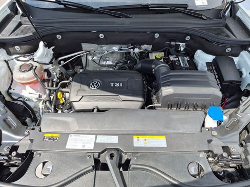 Used 2023 Volkswagen Atlas Cross Sport SEL AWD/4WD image 37