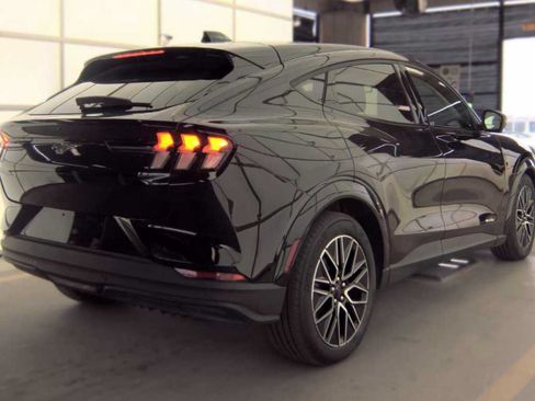 Used 2025 Ford Mustang Mach-E Premium RWD image 3