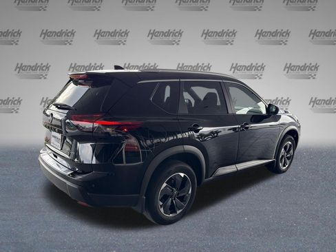 Used 2024 Nissan Rogue SV w/ SV Premium Package AWD/4WD image 9